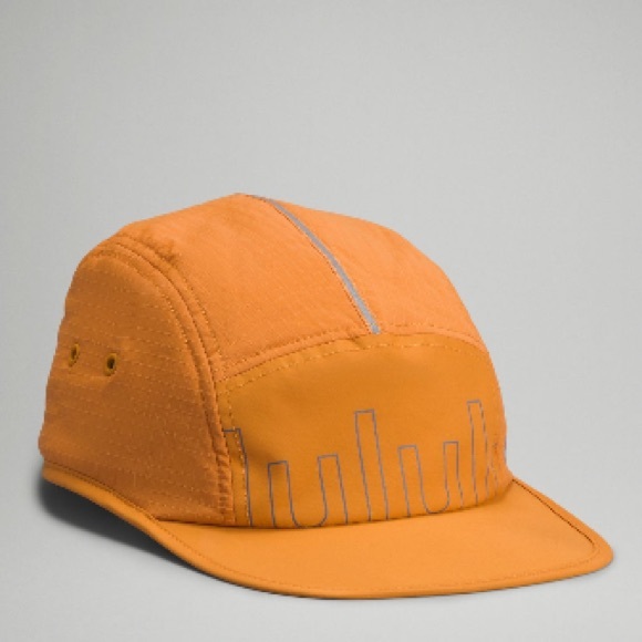 NWT lululemon Insulated Drawcord Hiking Cap in Autumn Orange/Peri Purple S/M - Picture 2 of 4